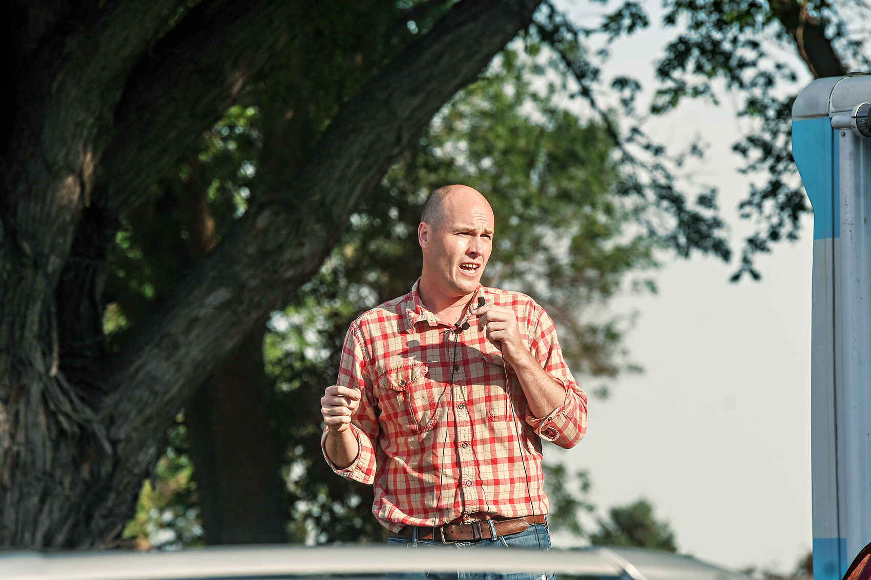 J.D. Scholten speaks in Sioux Center